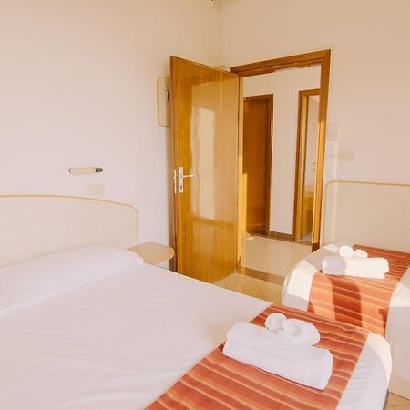 Hotel Beverly Rimini Eksteriør bilde