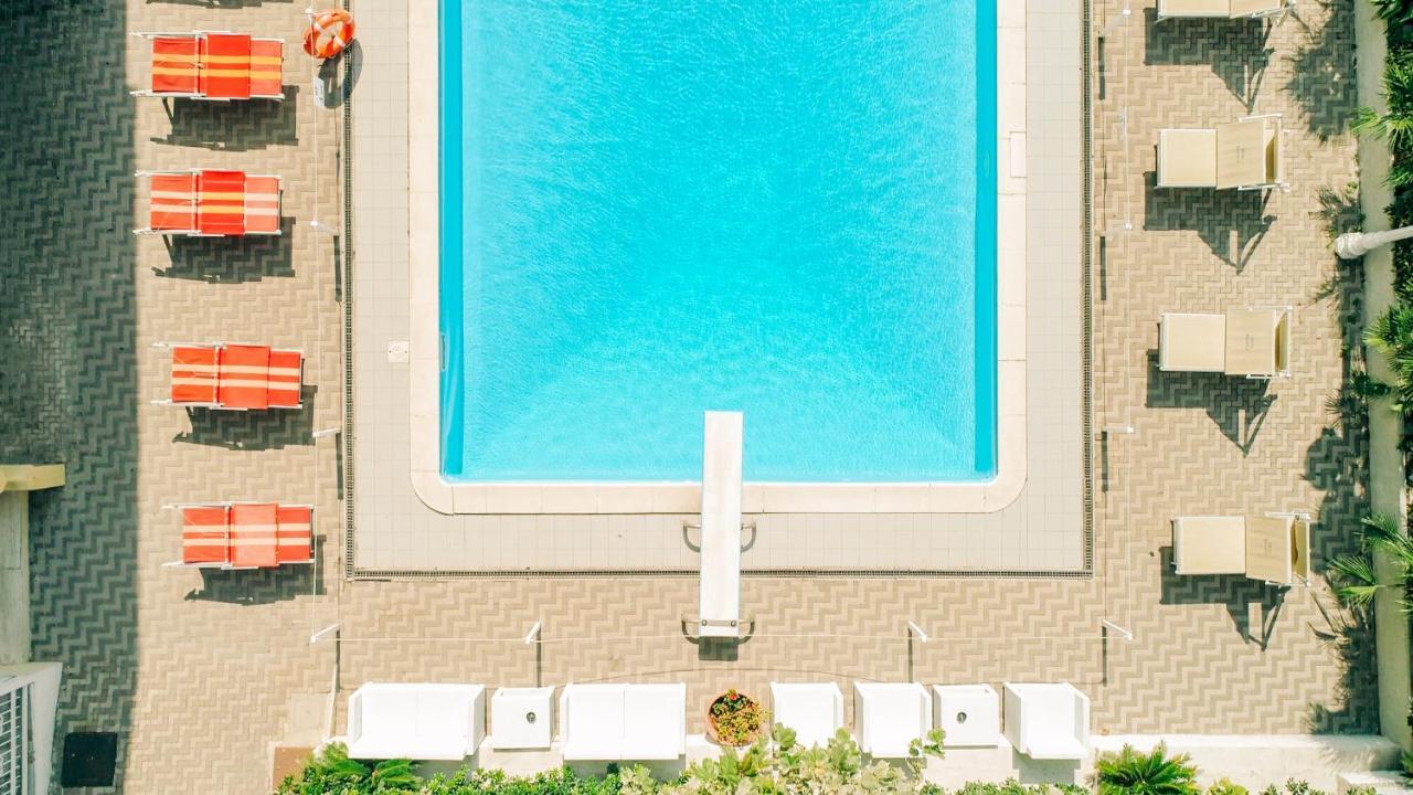 Hotel Beverly Rimini Eksteriør bilde