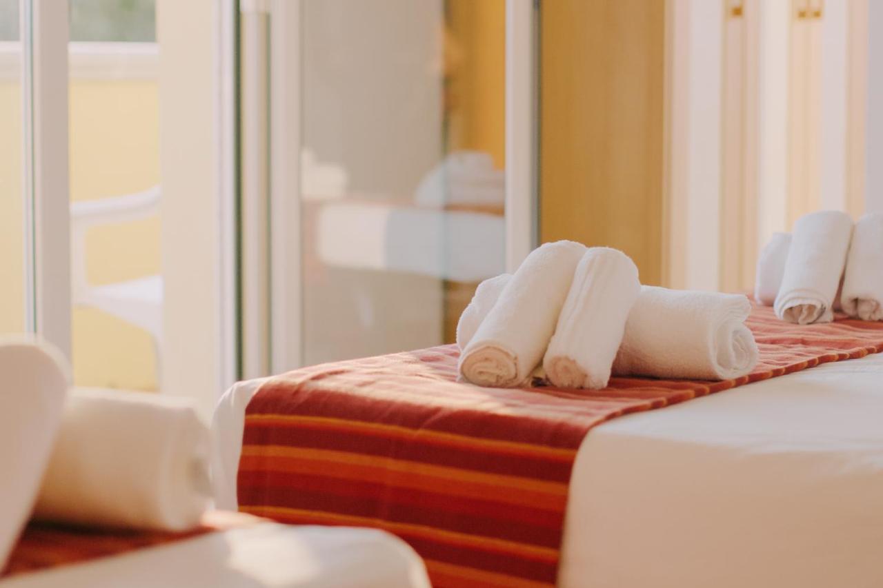 Hotel Beverly Rimini Eksteriør bilde