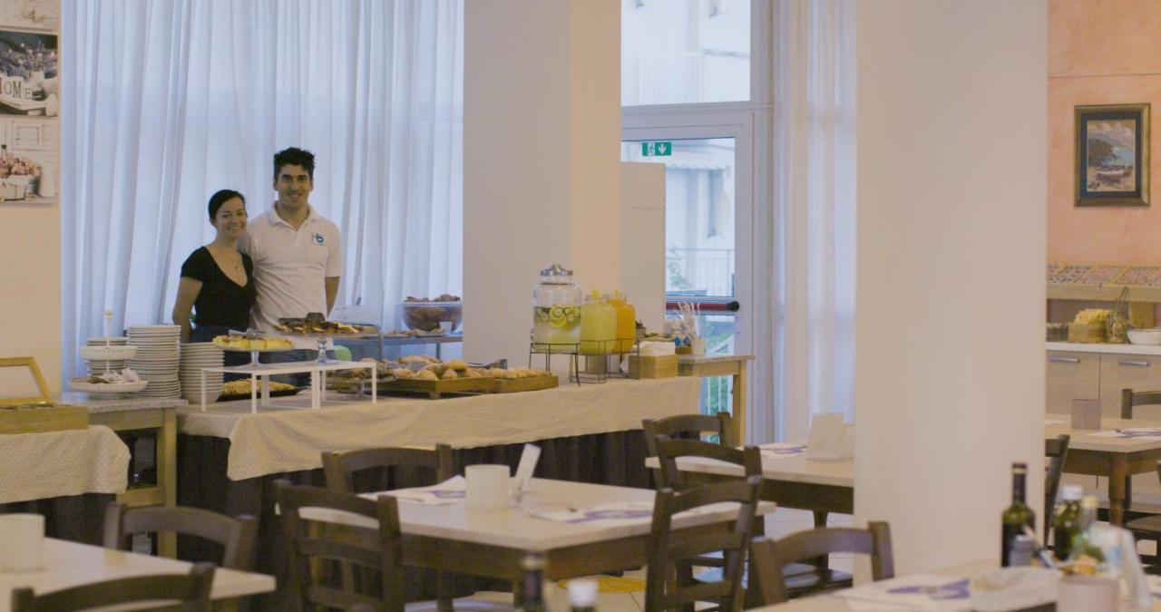 Hotel Beverly Rimini Eksteriør bilde
