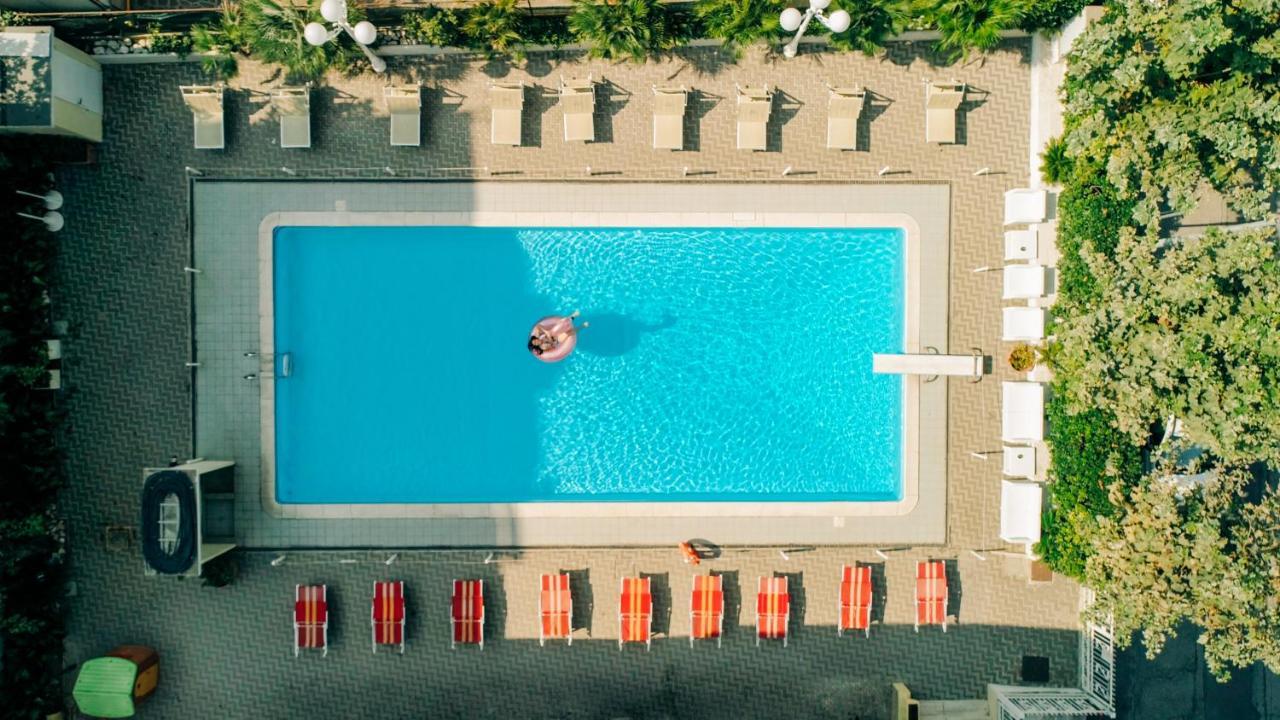 Hotel Beverly Rimini Eksteriør bilde